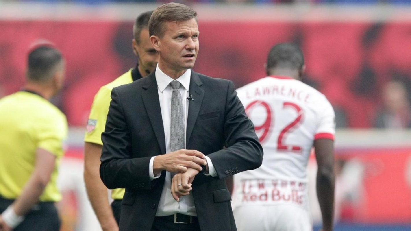 Αυτόν βλέπει για αντι-Φαβρ η Ντόρτμουντ!