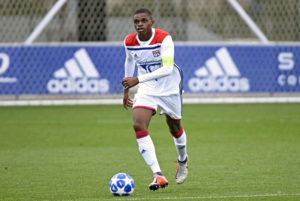 Μίλαν: Έκλεψε ταλεντάκι μέσα από τα χέρια της Μπάγερν