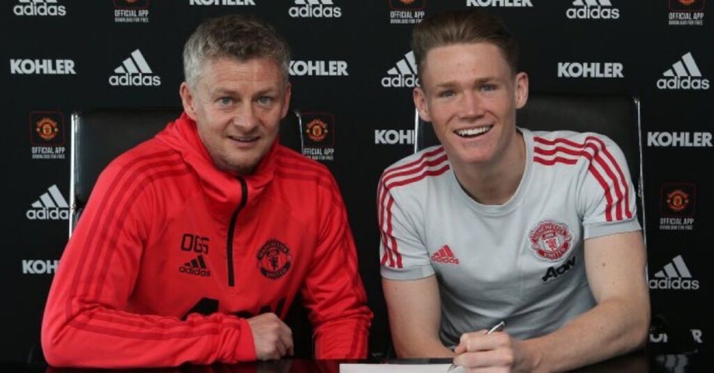 ΕΠΙΣΗΜΟ: Ανανέωσε με ΜακΤόμινεϊ η Γιουνάιτεντ!