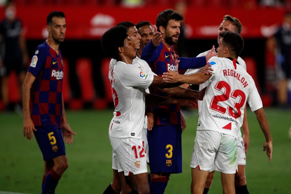 Mundo Deportivo: “Τσαντισμένοι στην Μπαρτσελόνα με το VAR”