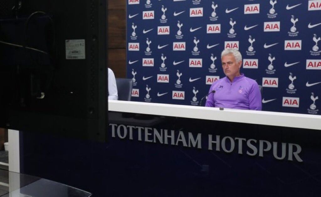 Μουρίνιο: “Μακάρι να είχα τέτοια… προβλήματα” (vid)