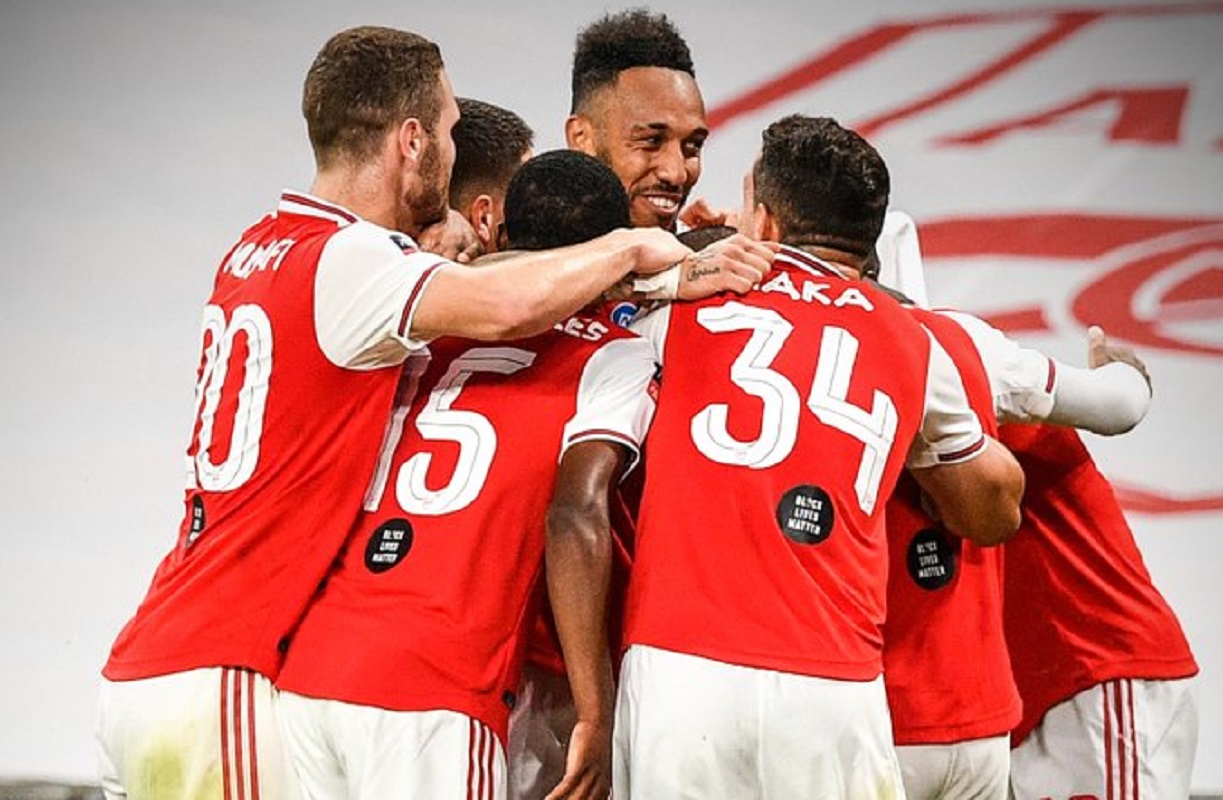 Ο Αρτέτα την έχει στα ο(μ)πα-ο(μ)πα και όλοι τη ζηλεύουν!