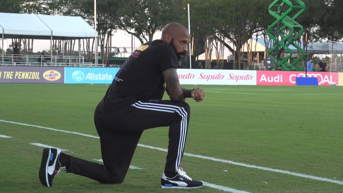 Η κίνηση του Ανρί που έγινε παντού πρώτο θέμα!