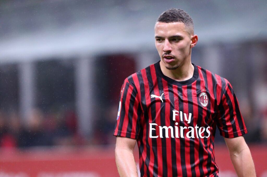 “Σφάζονται” στο Μάντσεστερ για παίκτη της Μίλαν!