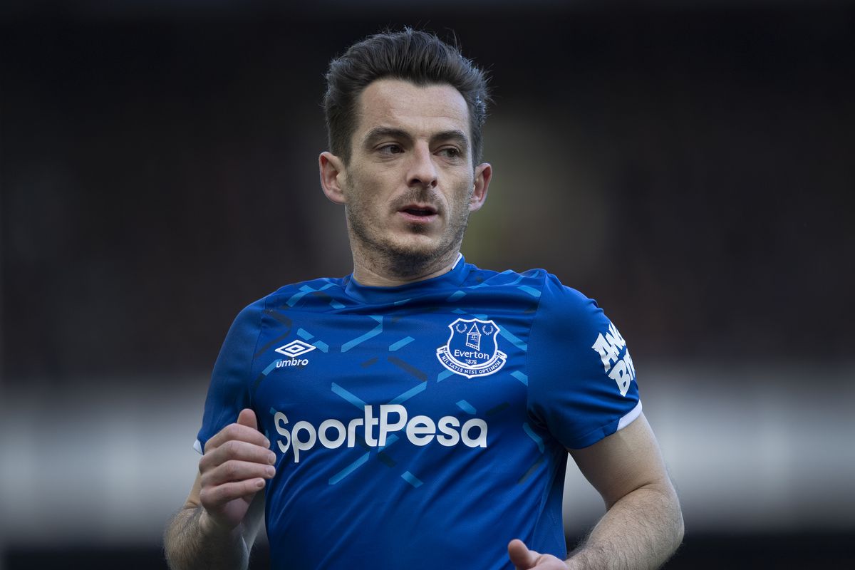 Ανατροπή και αντίο στο ποδόσφαιρο ο Μπέινς! (vid)