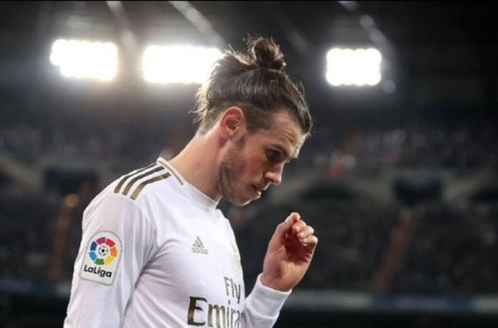 Γκιγκς: “Ηγέτης μας ο Μπέιλ ακόμα κι αν δεν παίζει στη Ρεάλ”