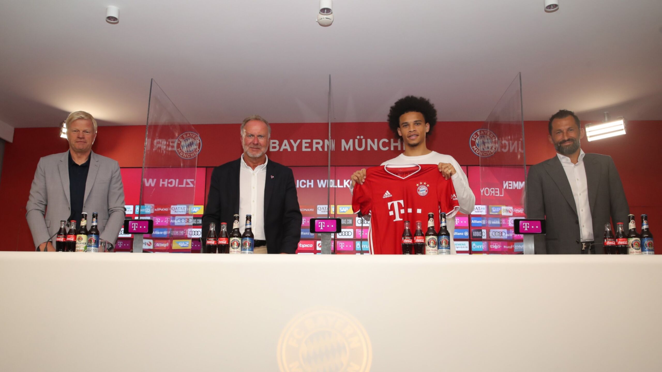 Σανέ: «Ήθελα να πάω σε έναν σύλλογο που μπορεί να κατακτήσει το Τσάμπιονς Λιγκ»