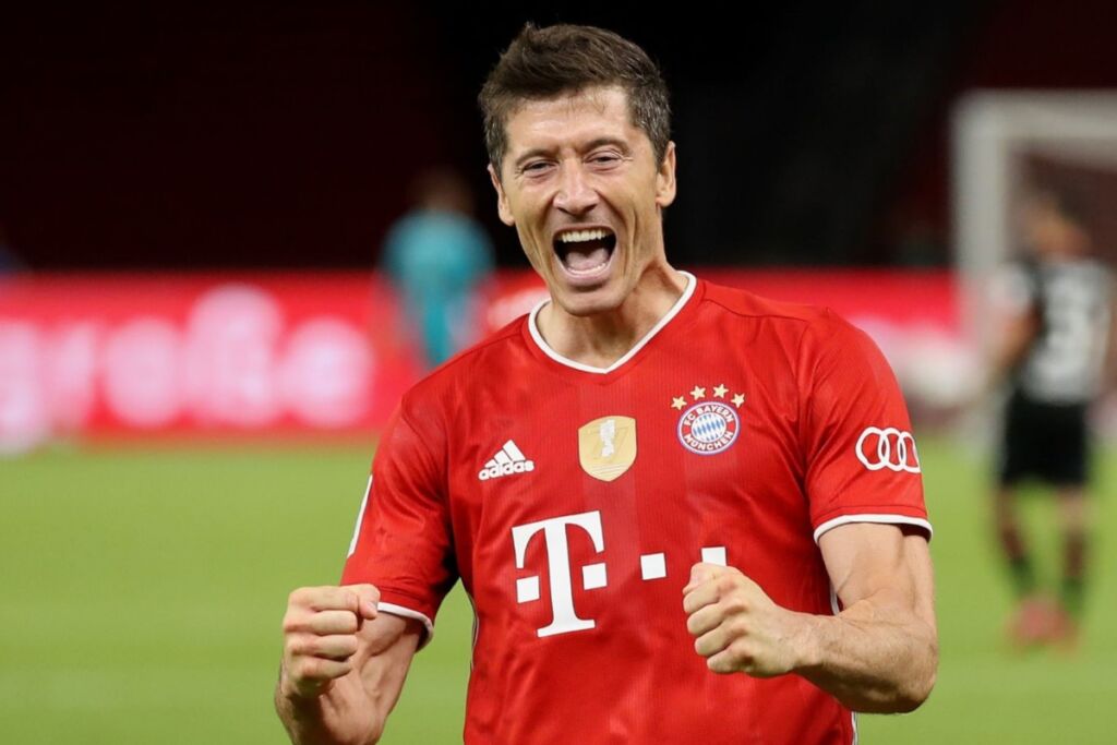 Λεβαντόφσκι: Την πλάτη του βλέπουν Κριστιάνο και Μέσι