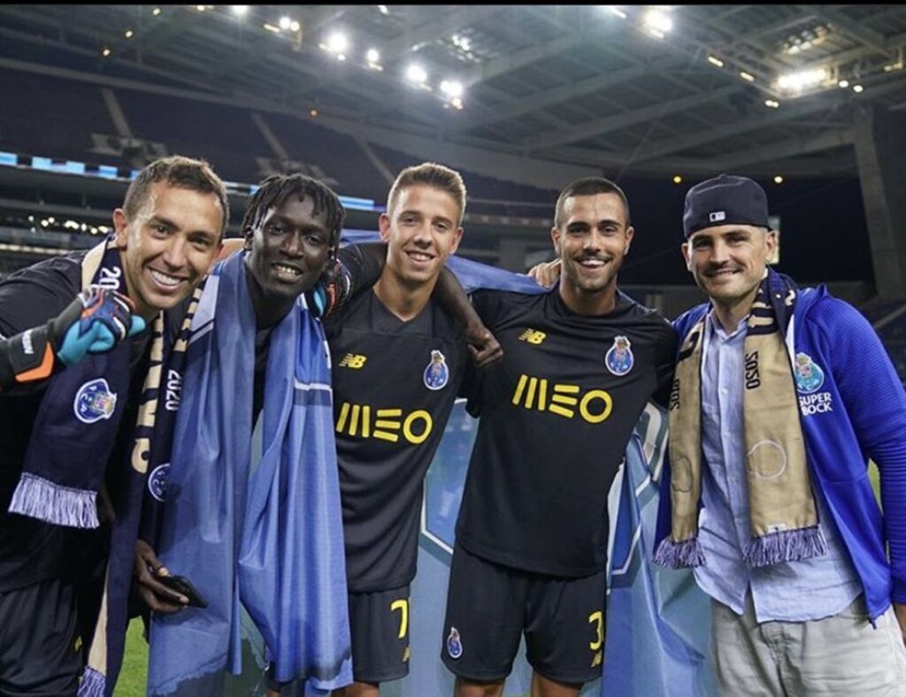 Πανηγύρισε τον τίτλο της Πόρτο σαν να έπαιζε ο Κασίγιας! (pics)