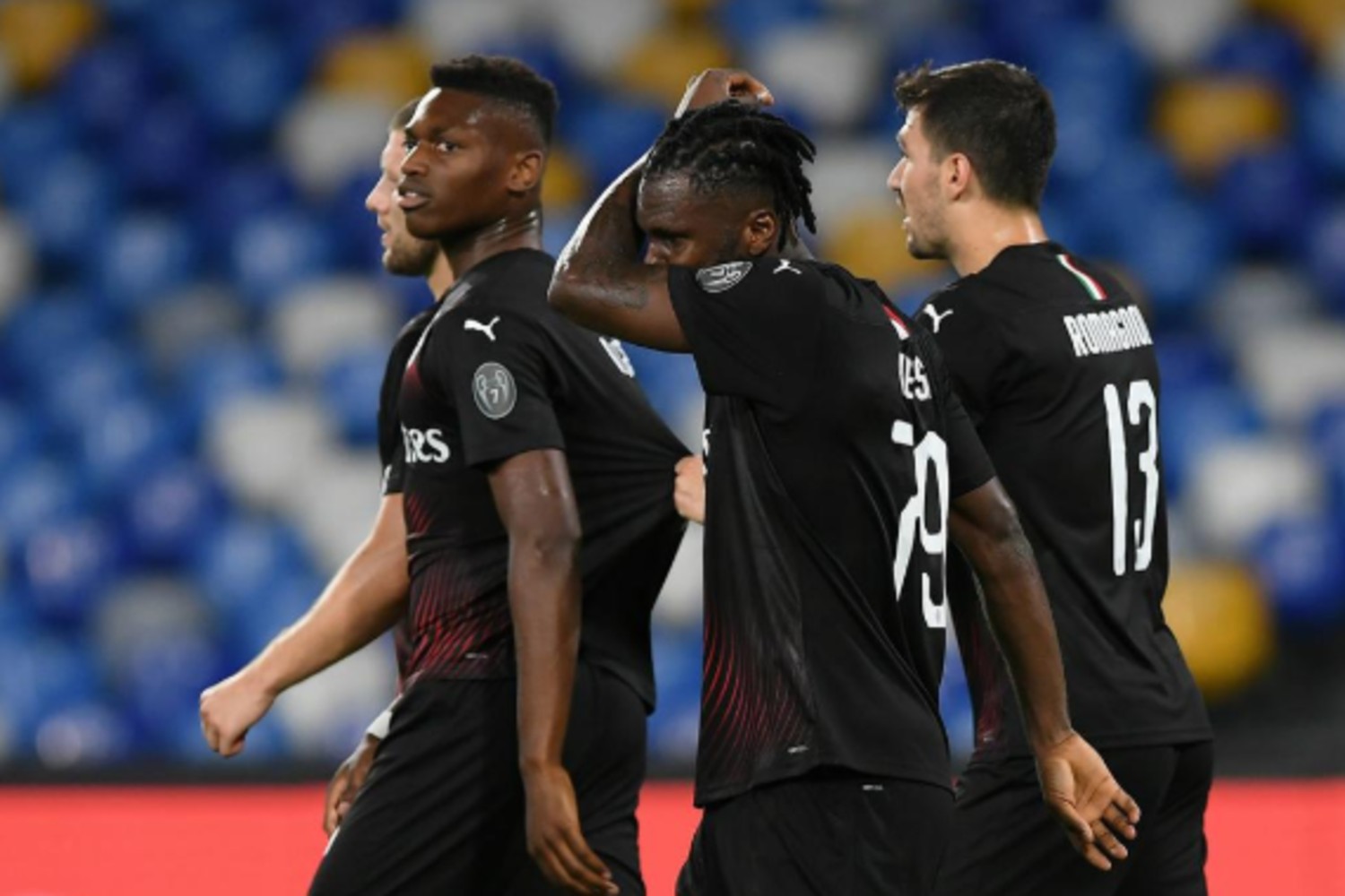 Μίλαν: Έδειξε χαρακτήρα και έπιασε τη Νάπολι (vid)