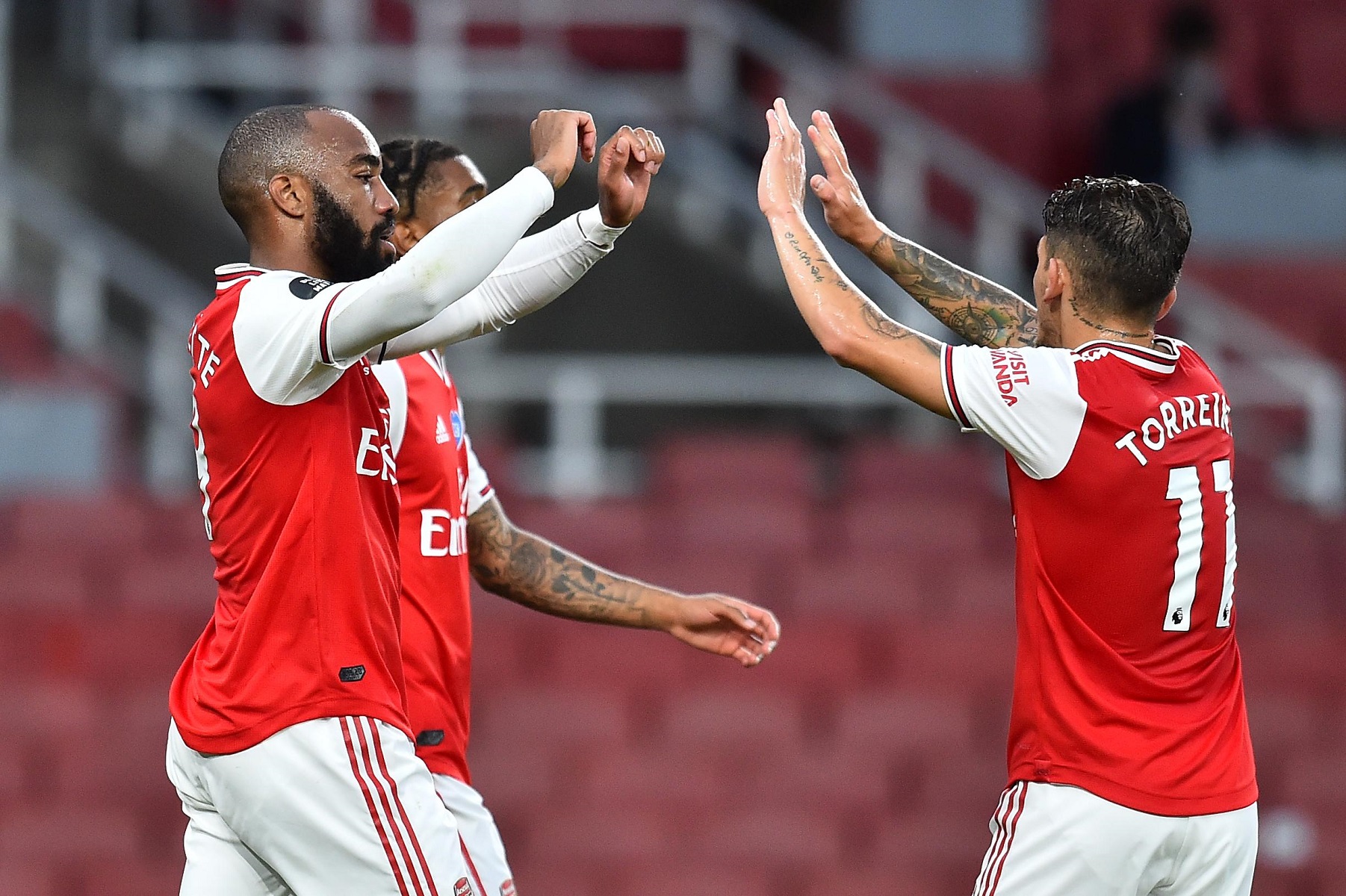 Η Άρσεναλ πλήρωσε το… χαλαρά των «Κόκκινων»