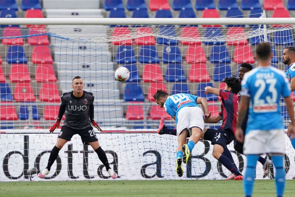 “Κάρφωσε” την Μπολόνια με ωραία κεφαλιά ο Μανωλάς! (vid)