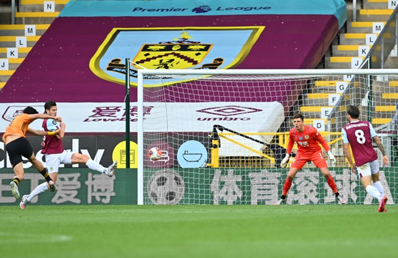 Βγήκε… παγανιά με το “πιστόλι” του ο Ραούλ Χιμένες! (vid)