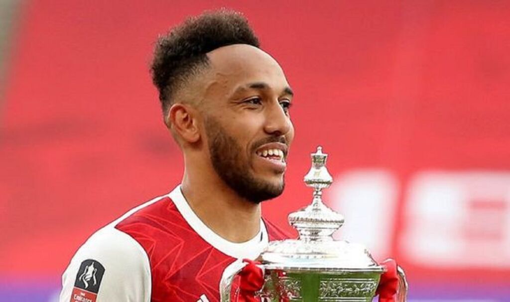 Άρσεναλ: Προσφέρει νέο «χρυσό» συμβόλαιο στον Ομπαμεγιάνγκ! (pic)