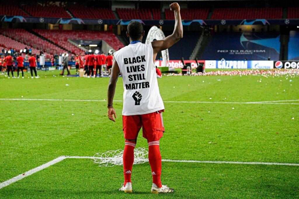 Πανέμορφη και με σπουδαίο συμβολισμό κίνηση του Αλάμπα!