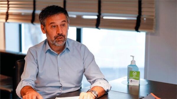 Μπαρτομέου φύγε Μέσι μείνε