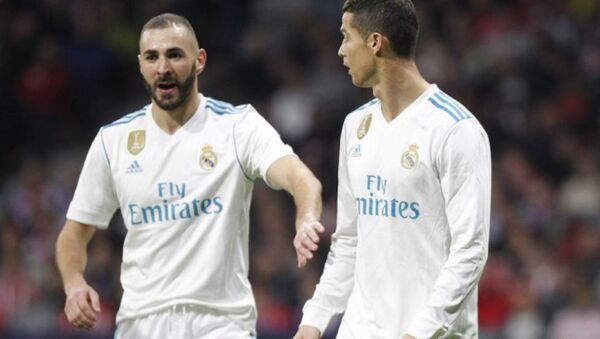 Γιουβέντους καλεί Μπενζεμά