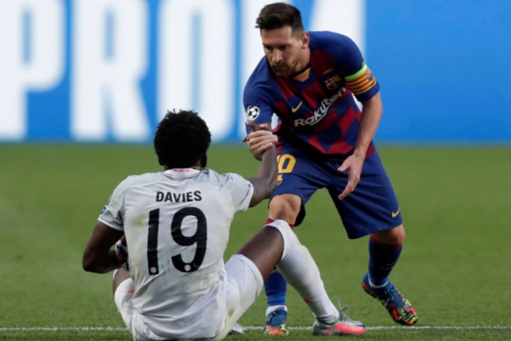 Ντέιβις για Μέσι: “Του ζήτησα τη φανέλα αλλά είχε νεύρα”