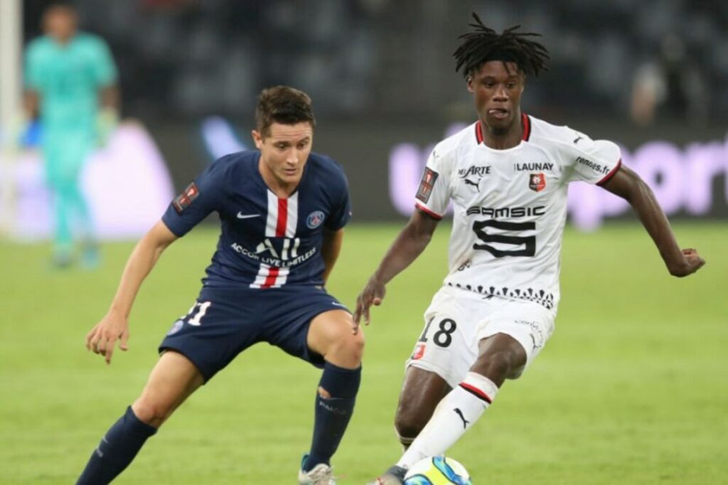 Ρεάλ: Δεν φεύγει φέτος ο Καμαβινγκά από τη Ρεν!