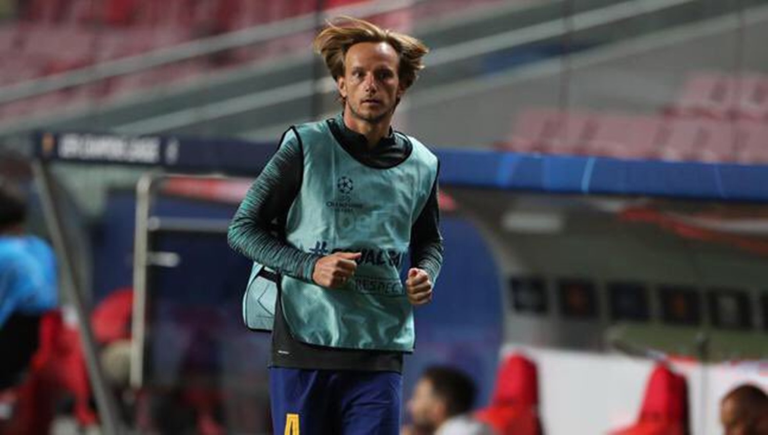 Ρώτησε Μπαρτσελόνα για Ράκιτιτς ο Μουρίνιο!