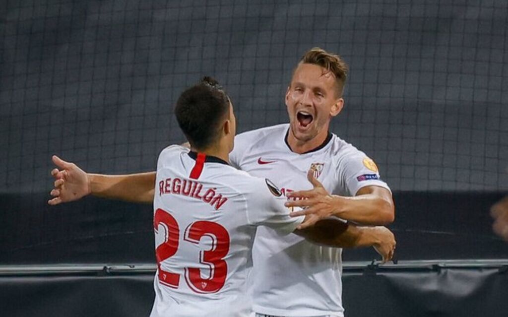 Ματσάρα στη Κολωνία, απάντησε με Ντε Γιονγκ η Σεβίλλη (vid)