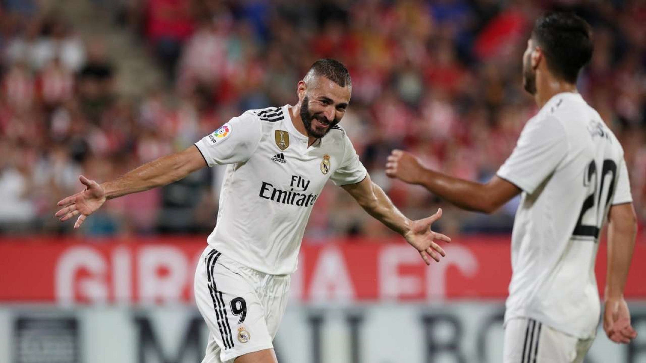 Όπου καπνός και φωτιά – Η Γιούβε «χτυπάει» Μπενζεμά