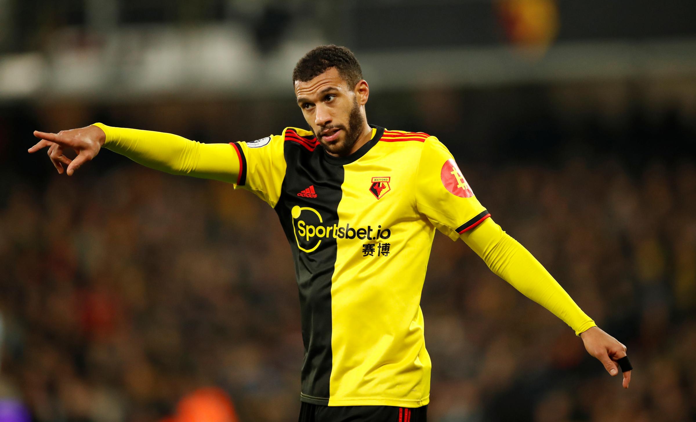 Εξετάζει την περίπτωση του Καπού η Βαλένθια