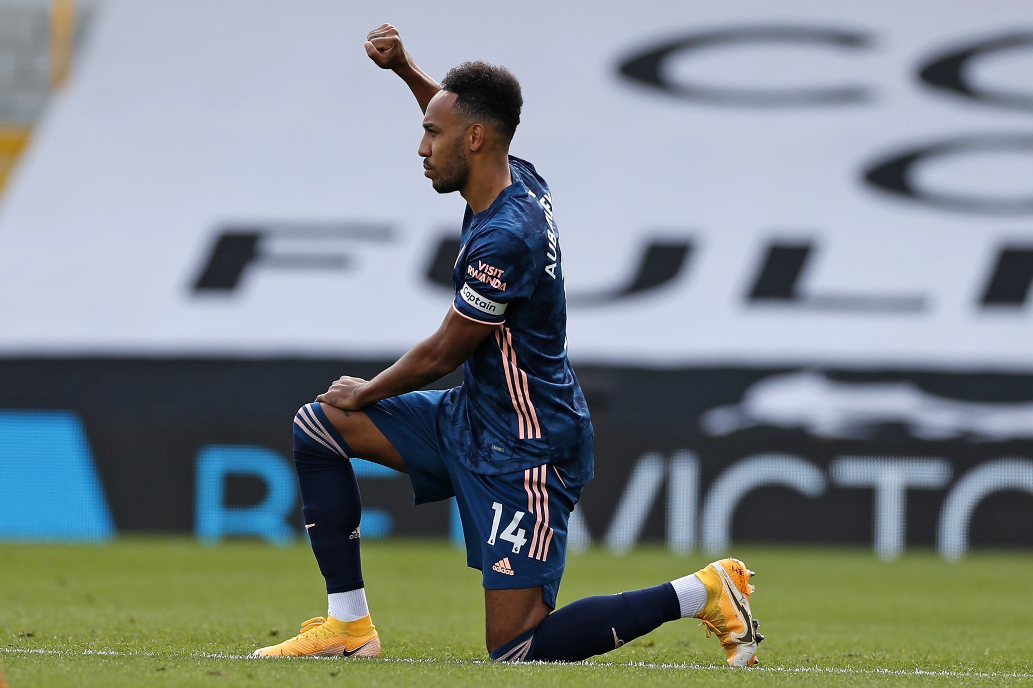 Μυθικό τελείωμα Ομπαμεγιάνγκ και 3-0!(vid)