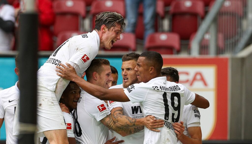 Ανήμπορη Ντόρτμουντ, 2-0 η Άουγκσμπουργκ!(vid)