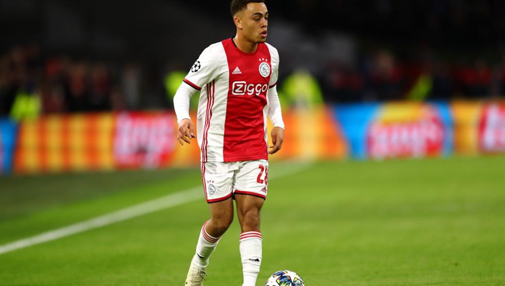 Τον “πύραυλο” του Άγιαξ θέλει να αγοράσει ο Κούμαν!