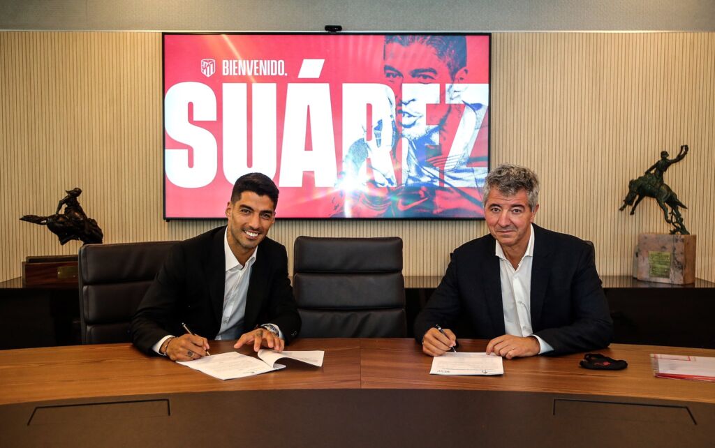 Ο Σουάρες με τη φανέλα της Ατλέτικο Μαδρίτης! (pic)