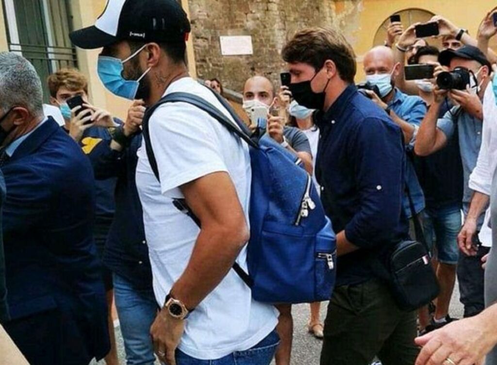 Πτυχιούχος ιταλικών ο… φευγάτος Σουάρες!