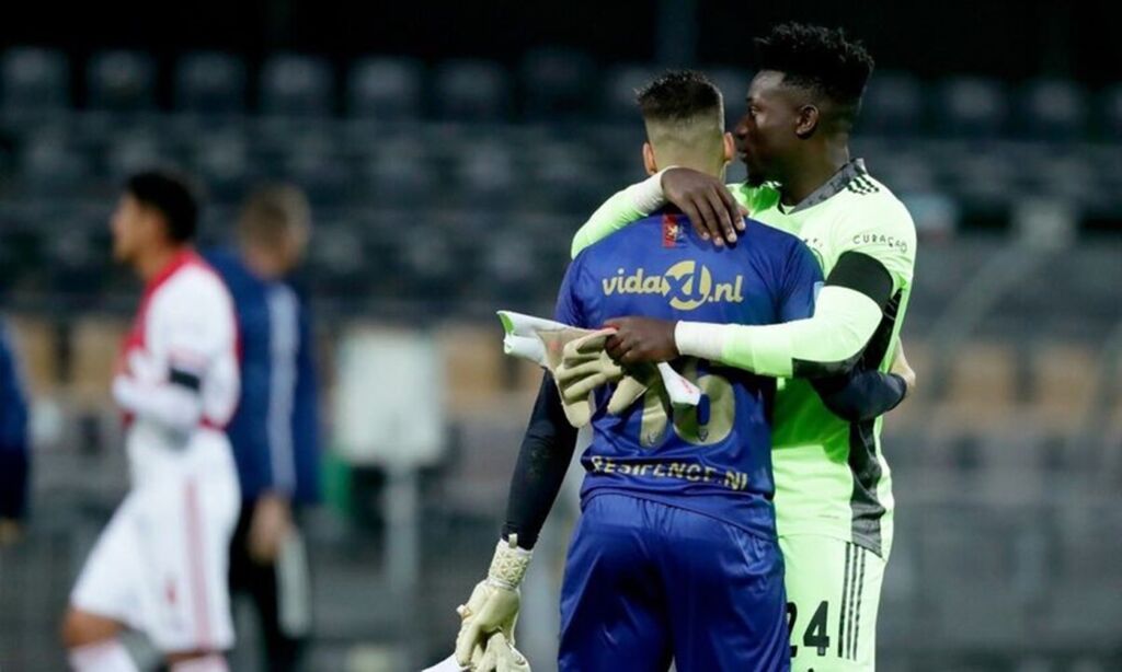 Ο Ονανά παρηγόρησε τον τερματοφύλακα της Φένλο που έφαγε 13 γκολ