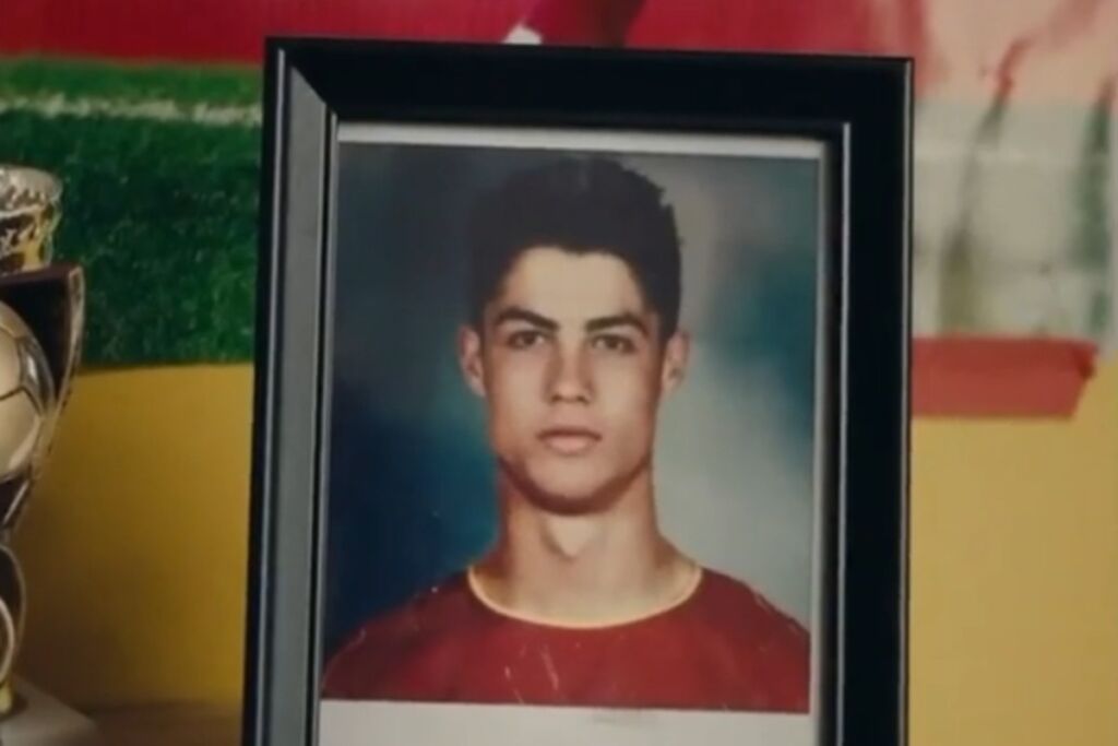 O Κριστιάνο μιλάει στον νεαρό εαυτό του σε μυθική διαφήμιση της Nike (vid)