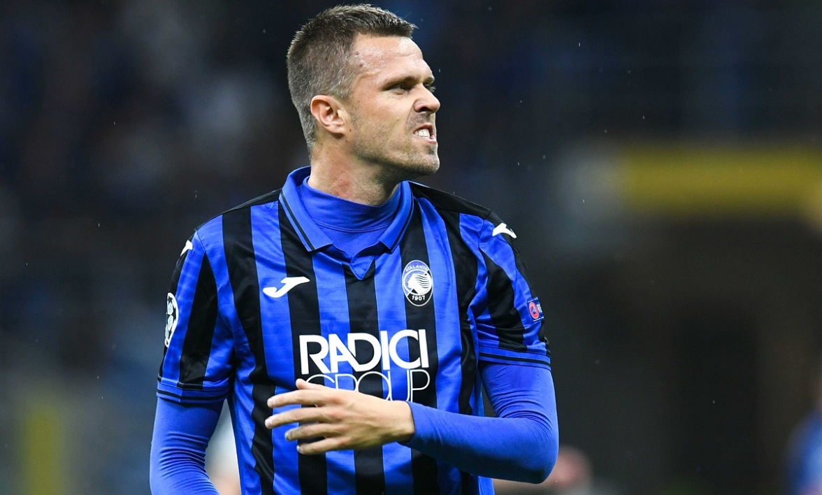 Όλος ο κόσμος δίπλα στον Ίλισιτς