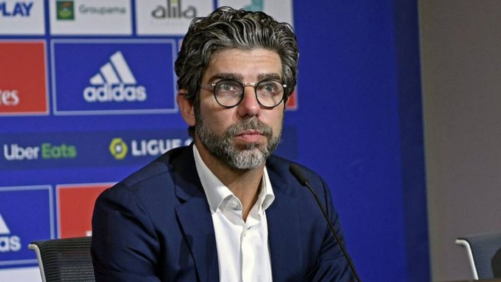 Ζουνίνιο: Στην Μπαρτσελόνα ο Ντεπάι