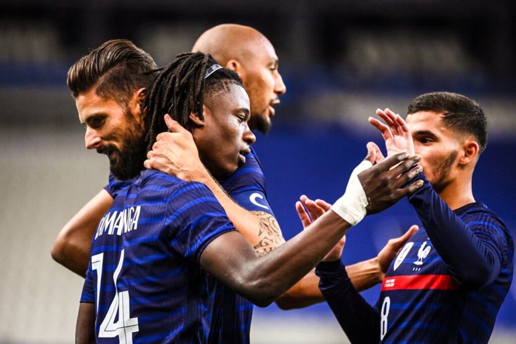 Έγραψε ιστορία με ΓΚΟΛΑΡΑ ο Καμαβινγκά! (vid)