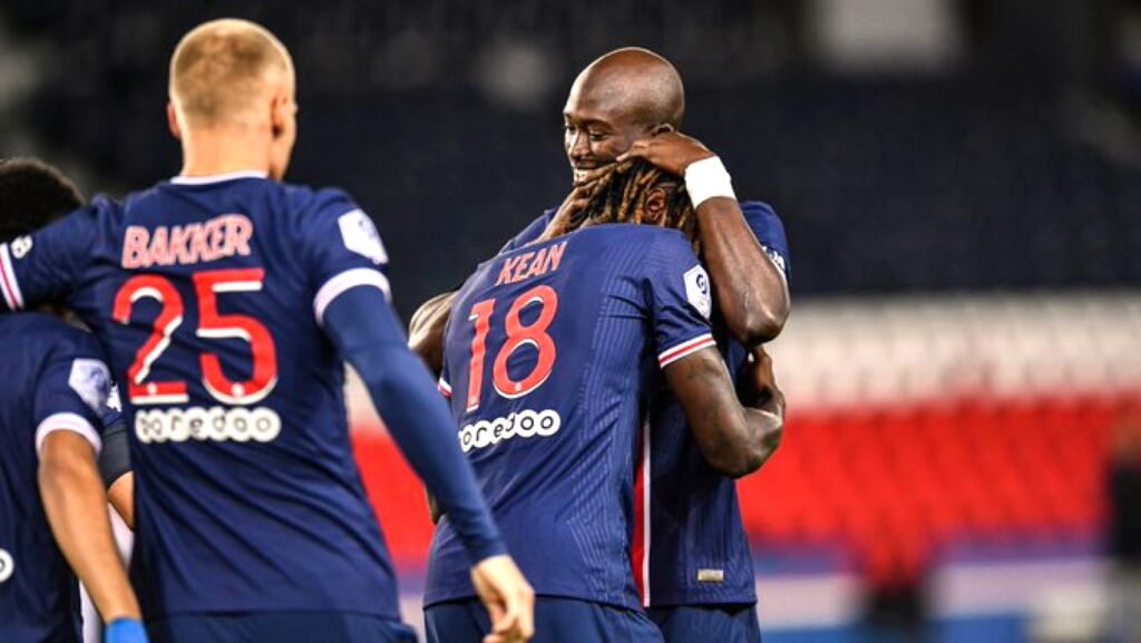 Η «σφαλιάρα» από την Γιουνάιτεντ ξύπνησε την Παρί και ξέσπασε με 4αρα! (vid)