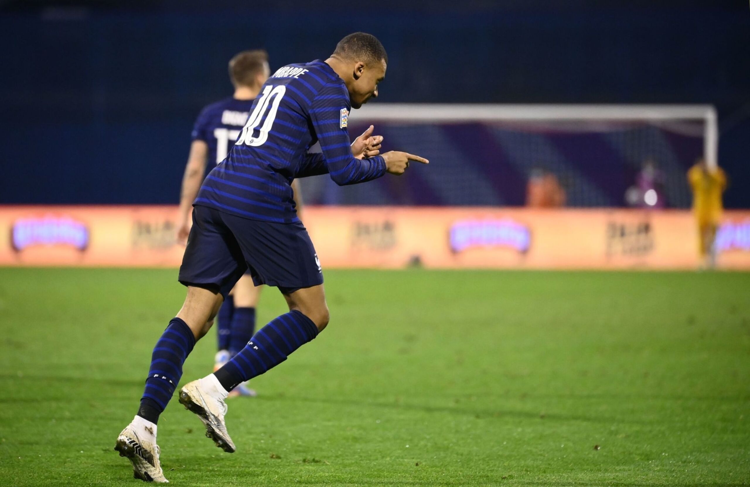 Σκοτώνει με Γαλλία ο Μπαπέ! (stats)