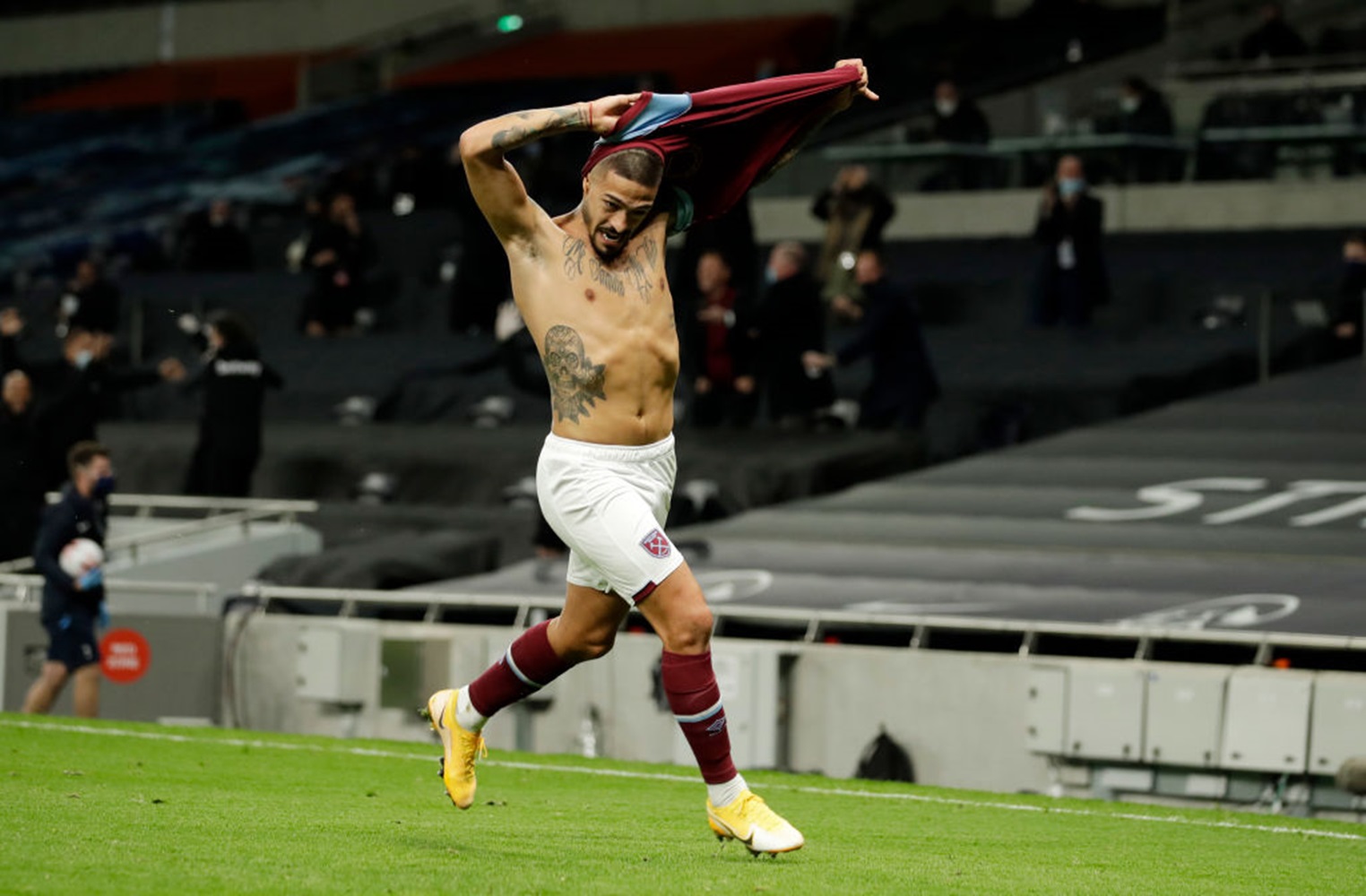 Έστειλε την Τότεναμ για… χαρακίρι ο Λαντσίνι! (vid)