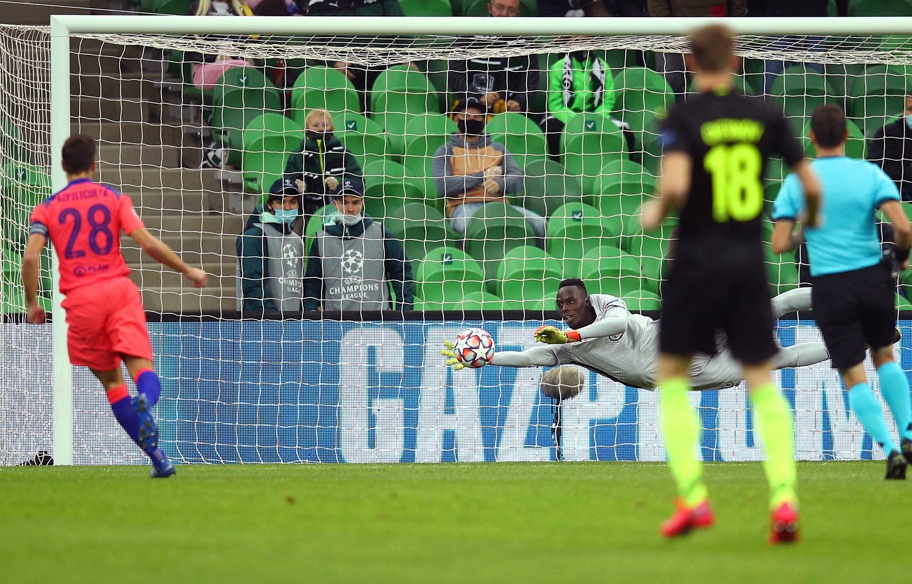 Επιβραβεύονται Τσεχ – Λάμπαρντ, απροσπέλαστος ο Μεντί!