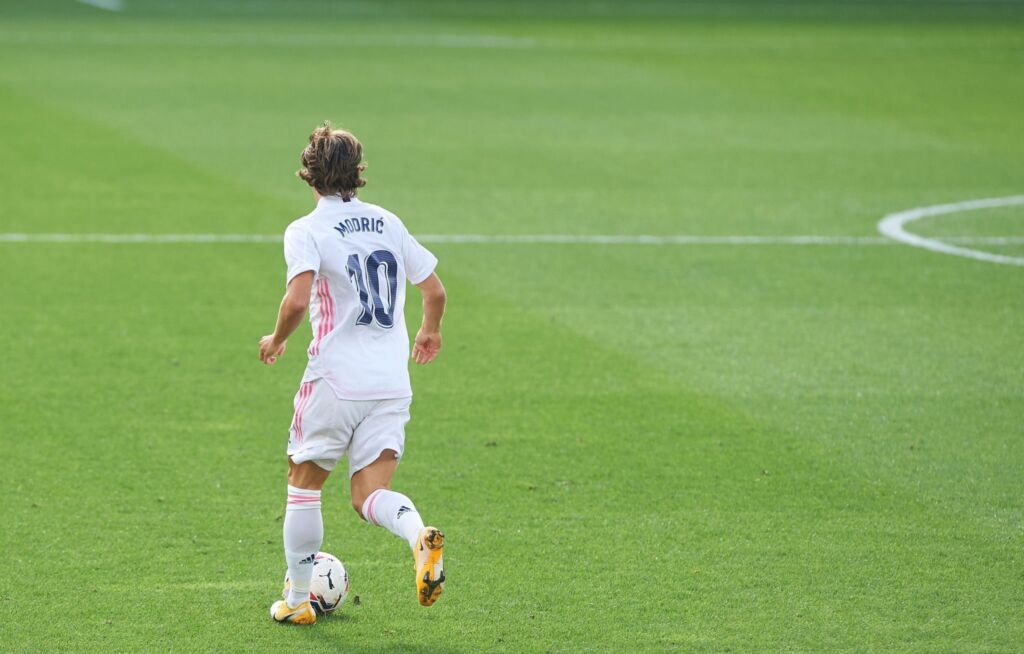 “Κράξιμο” Μόντριτς στα αποδυτήρια! – “Ήμασταν ανύπαρκτοι”