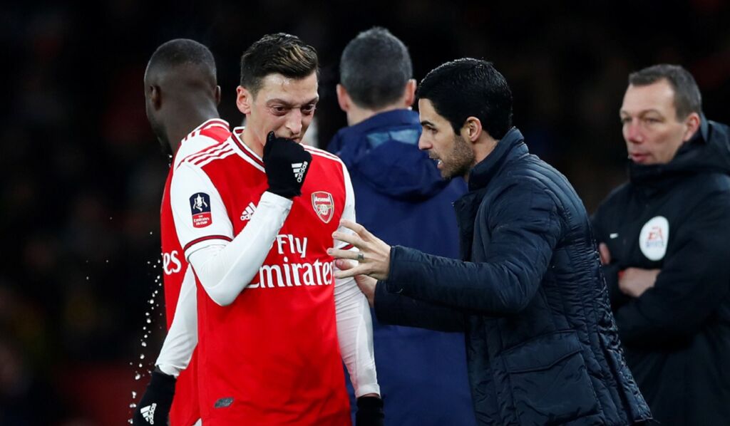 Απάντηση Αρτέτα για Οζίλ: “Προσπάθησα αλλά απέτυχα”