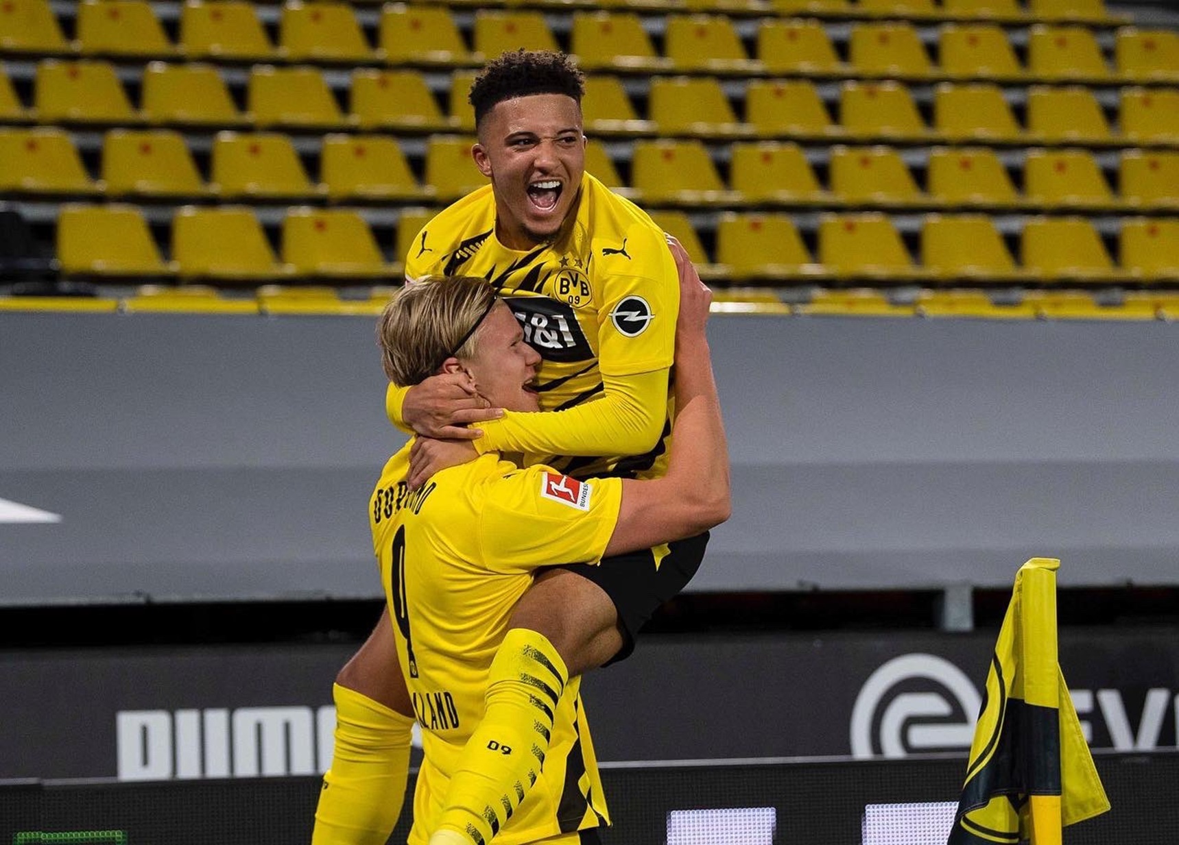 Τα… μωρά της Ντόρτμουντ βγήκαν παγανιά (vid)