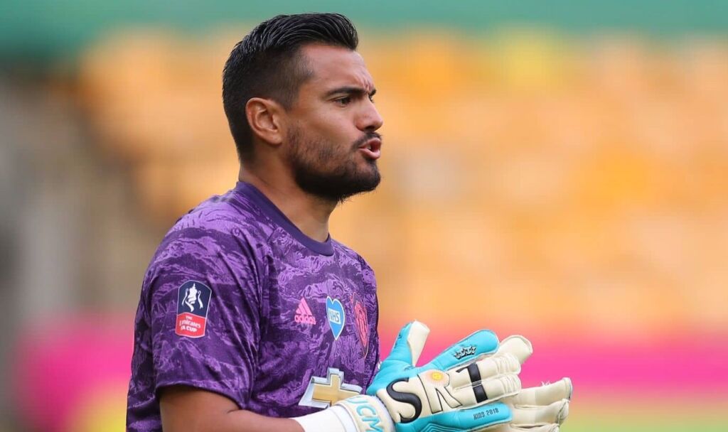 Σέρχιο Ρομέρο: Από τελικό Μουντιάλ, σε… παιδί για τα νερά!