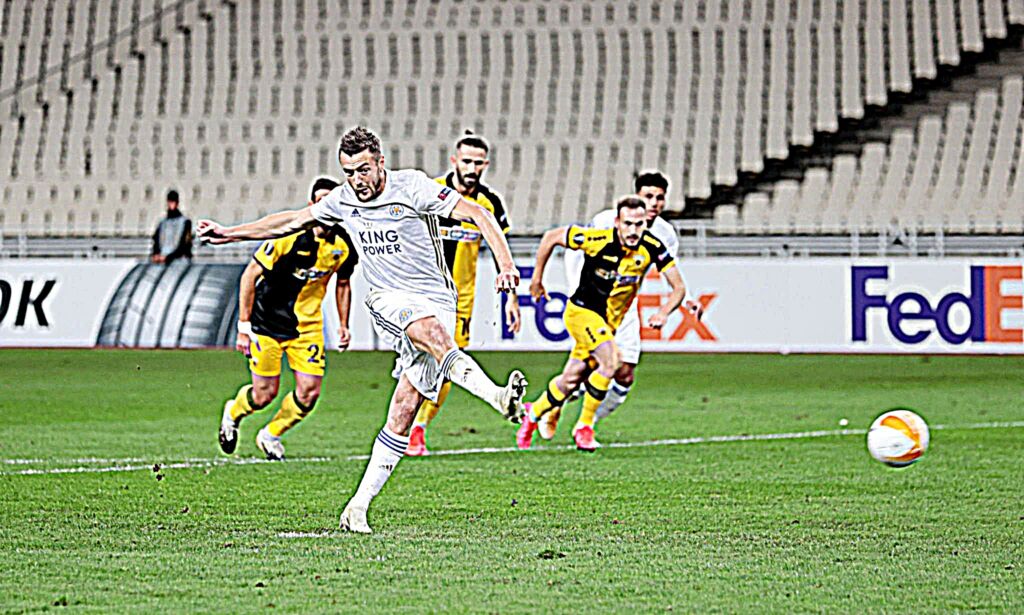 H Λέστερ ξέφυγε σαν… αλεπού από την ΑΕΚ (vid)