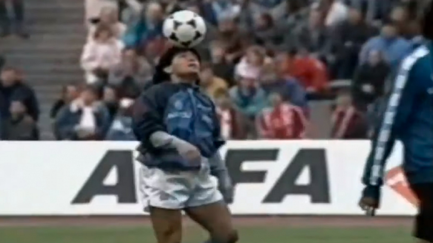 Πανέμορφη πρωτοβουλία της Serie A με το επικό ζέσταμα του Ντιέγκο!