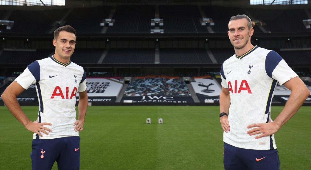 Τρύπες του γκολφ στο προπονητικό για τα μάτια του Μπέιλ!