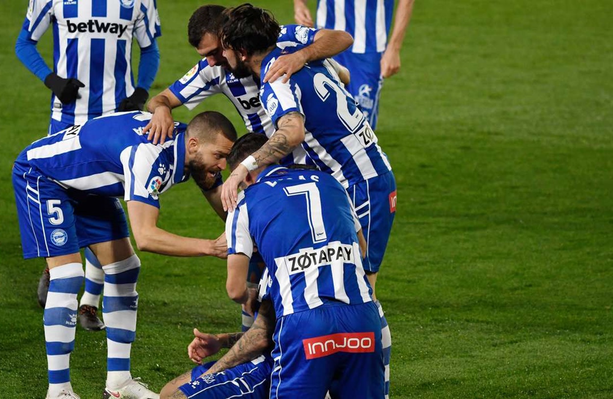 Όλα στραβά για τη Ρεάλ, έχασε κι από την Αλαβές! (vid)