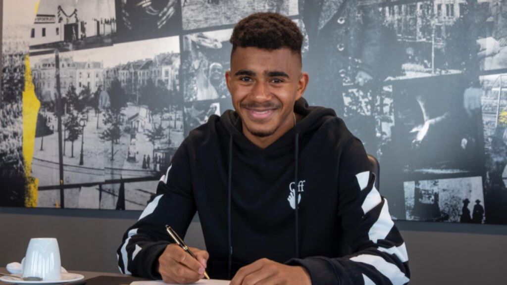 Η Ντόρτμουντ… κράτησε το ανερχόμενο «αστέρι» που θα λάμψει! (pic)